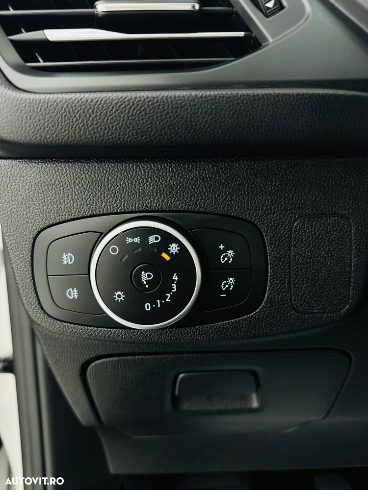 Ford Focus 1.5 EcoBlue Start-Stopp-System COOL&CONNECT DESIGN - 13