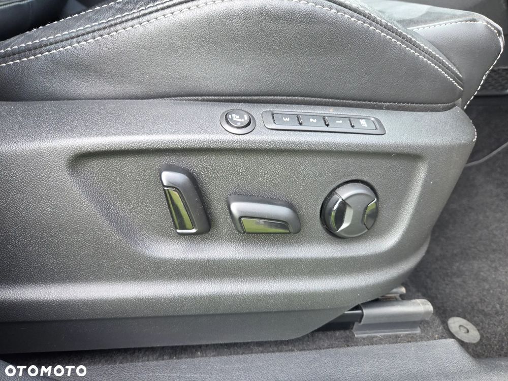 Skoda Kodiaq 2.0 TSI 4x4 Sportline DSG 7os - 19