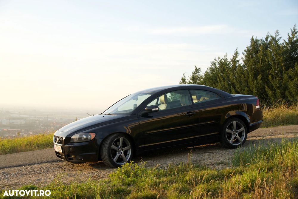 Volvo C70 2.0D Momentum - 6