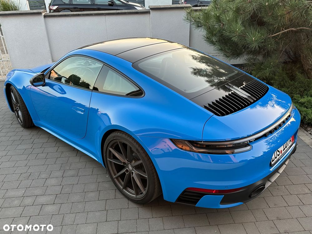 Porsche 911 Carrera T - 6
