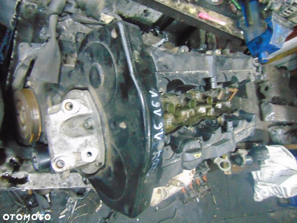 Silnik Peugeot 307 1,6 16 v NFU - 9