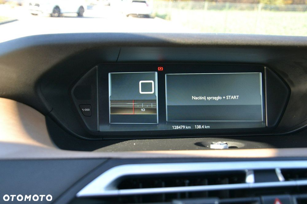 Citroën C4 Picasso - 16