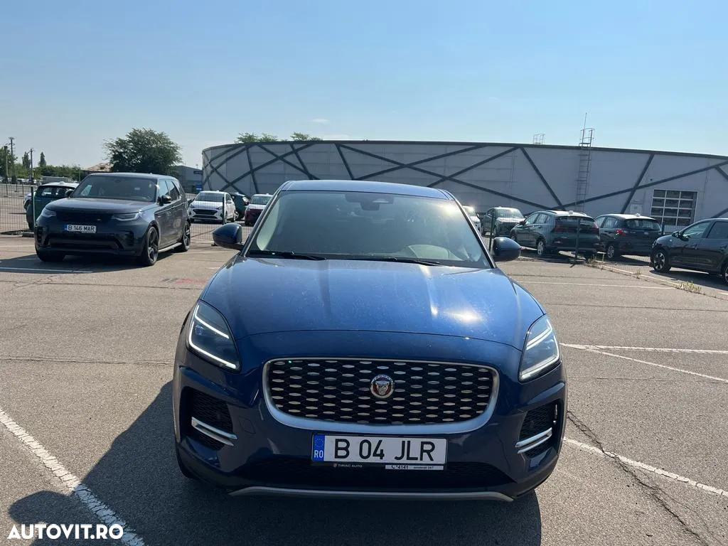 Jaguar E-Pace P200 AWD SE - 8