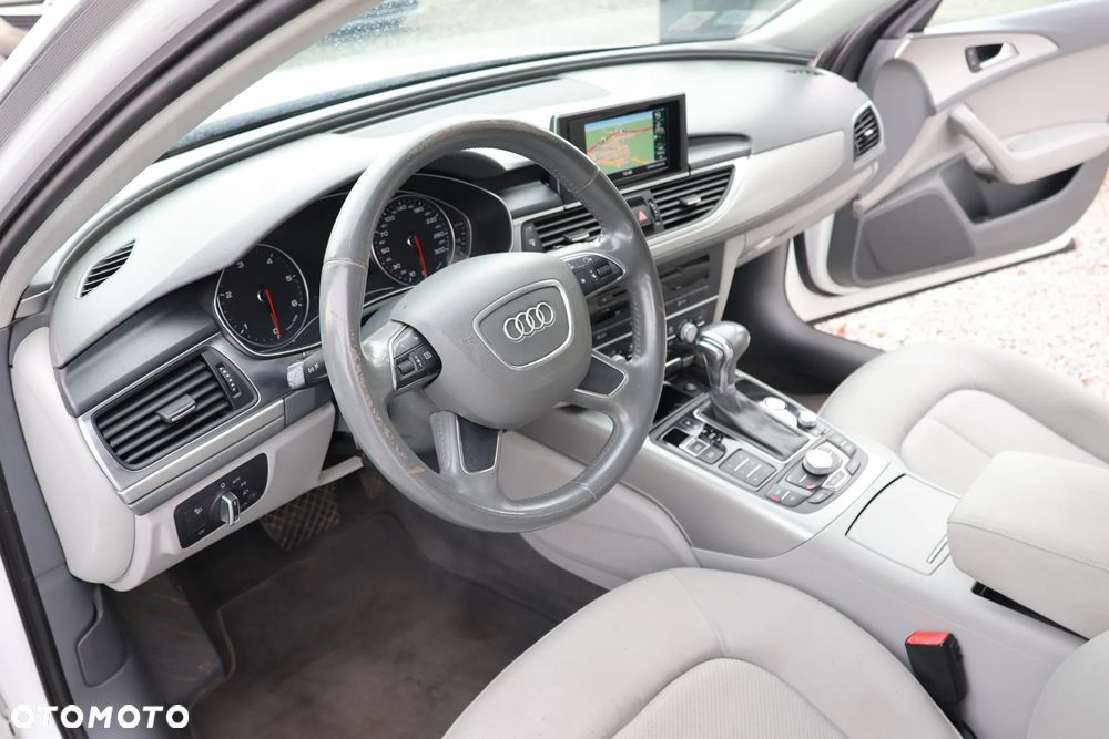 Audi A6 Avant - 10