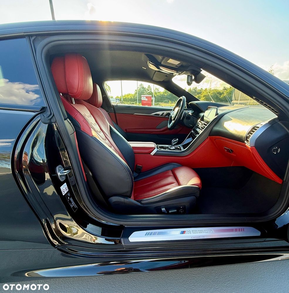 BMW Seria 8 - 26