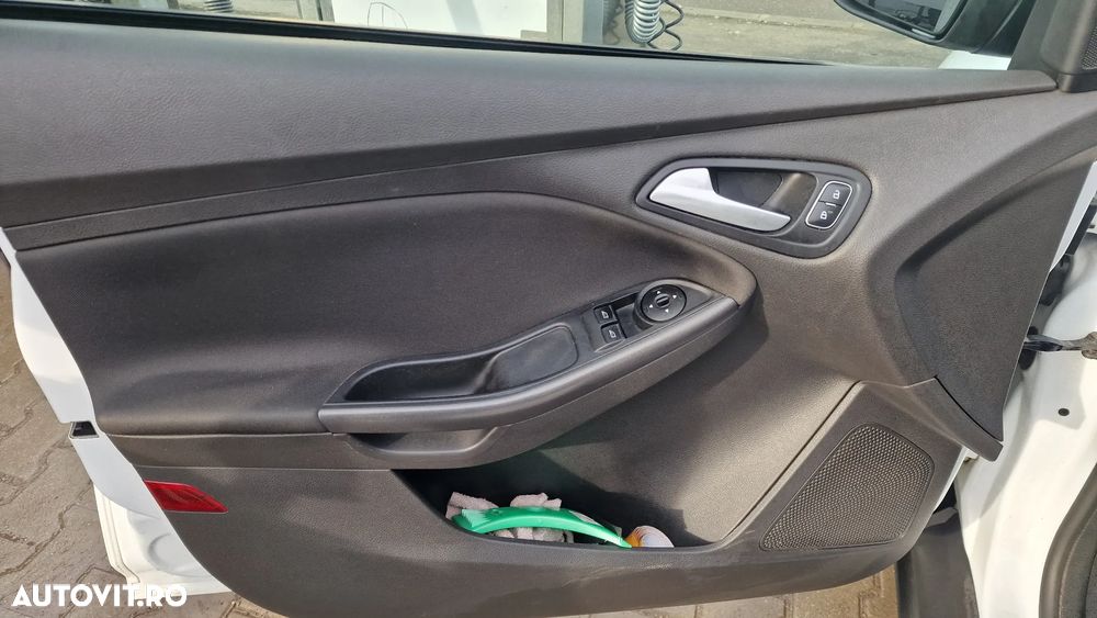 Ford Focus 1.0 EcoBoost Start Stop Trend - 4