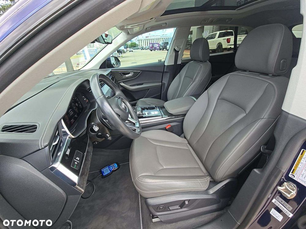 Audi Q8 55 TFSI mHEV Quattro Tiptronic - 6