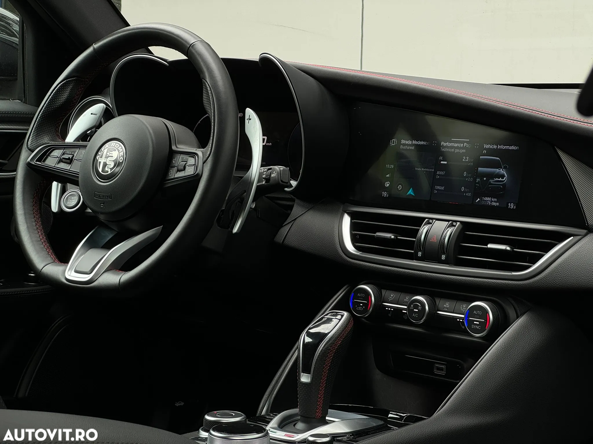 Alfa Romeo Giulia 2.0 Turbo 16V AT8-Q4 Competizione - 19