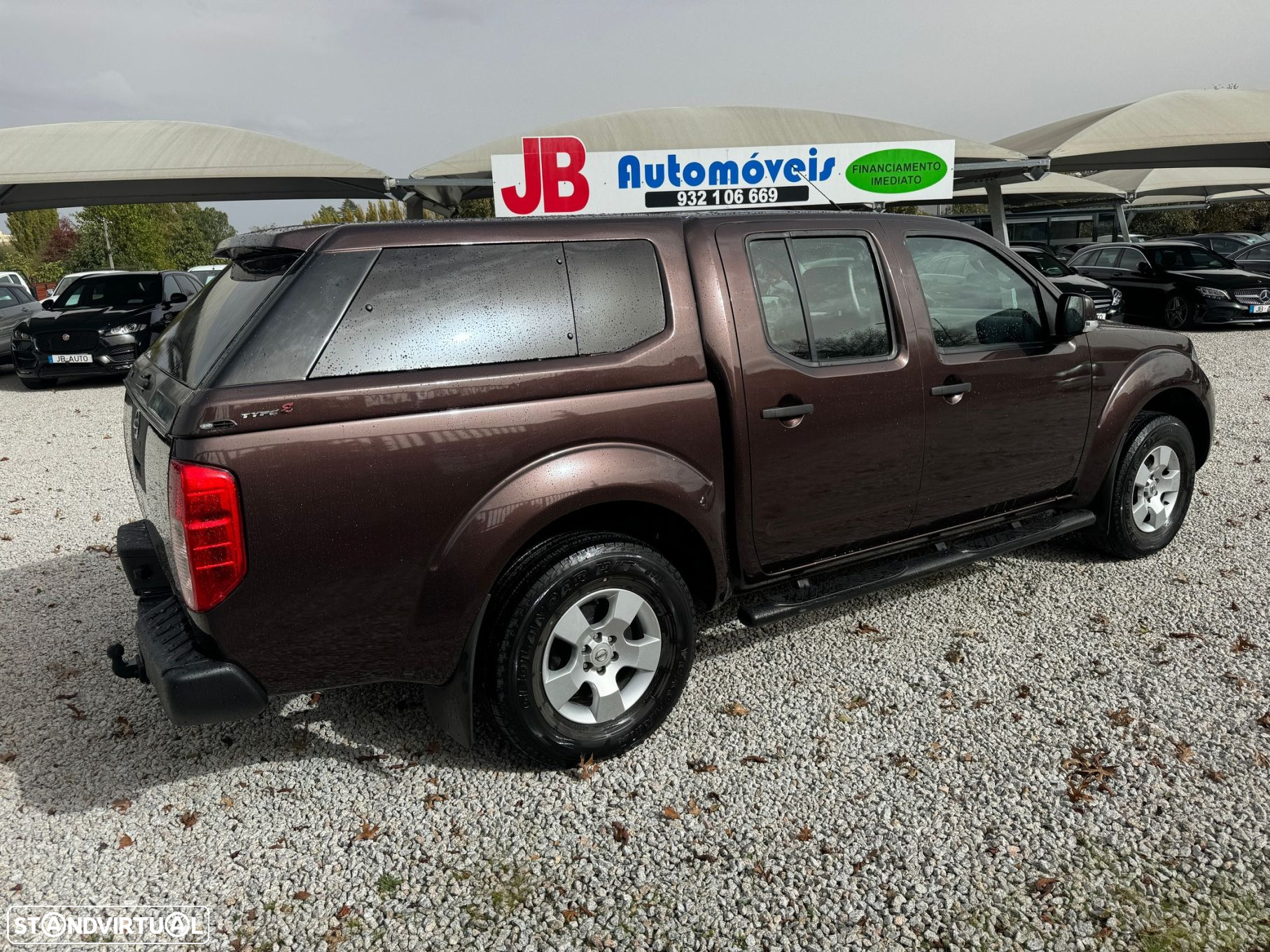 Nissan Navara 2.5 dCi CD LE 4WD - 6