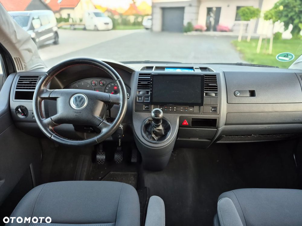 Volkswagen Caravelle L1 - 5