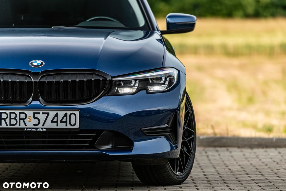 BMW Seria 3 320d xDrive Sport Line Shadow - 11