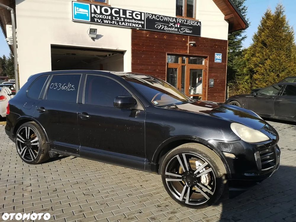 Porsche Cayenne - 18