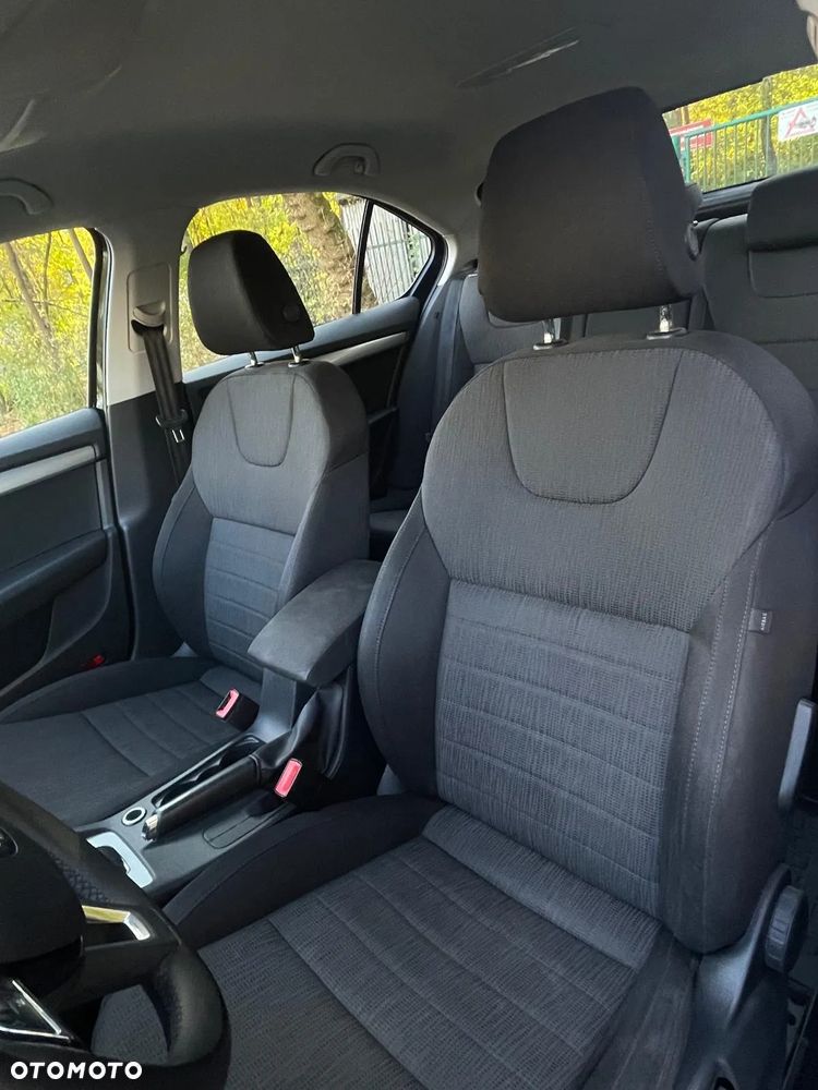 Skoda Octavia 1.6 TDI Edition DSG - 22