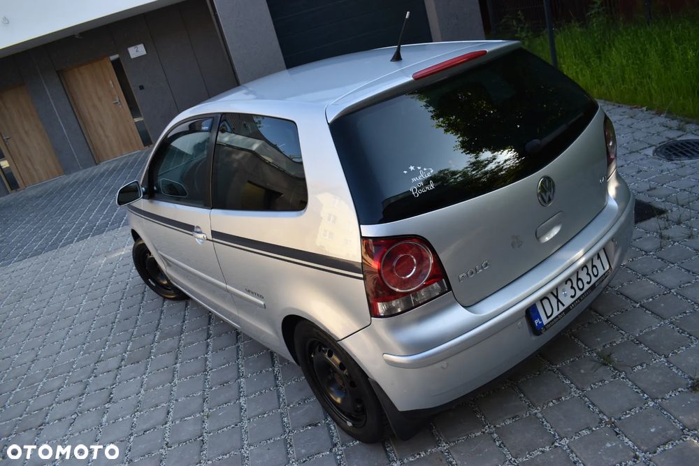Volkswagen Polo 1.4 16V Sportline - 32