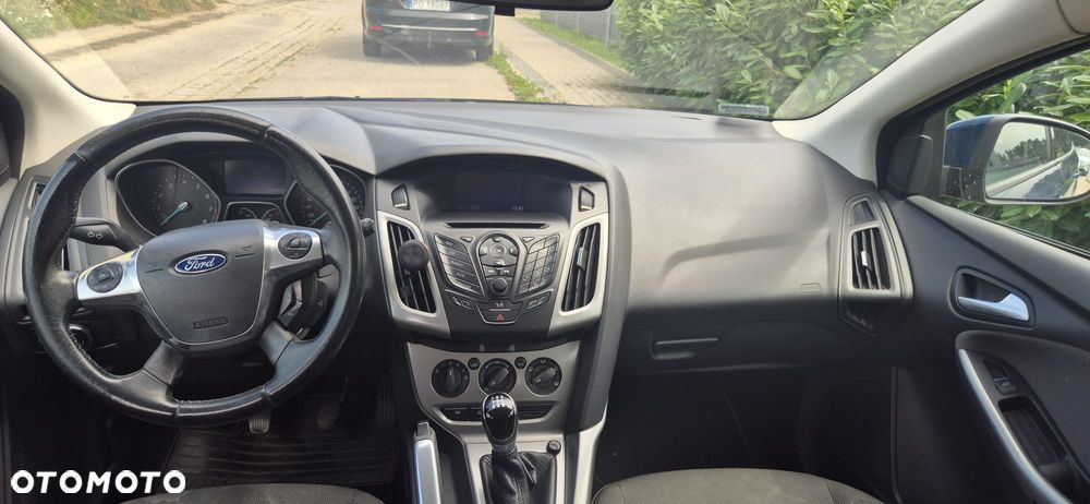Ford Focus 1.6 Trend - 8