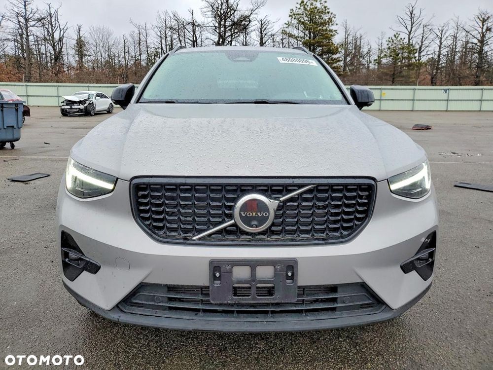 Volvo XC 40 - 2