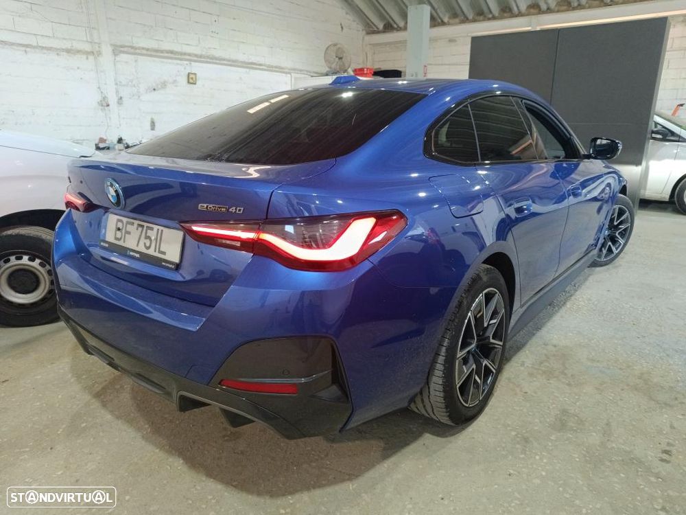 BMW i4 eDrive40 Pack Desportivo M - 3