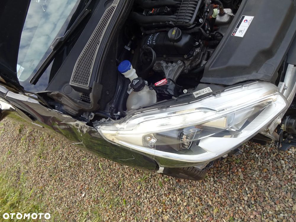 Peugeot 208 PureTech 82 Stop & Start Signature - 21