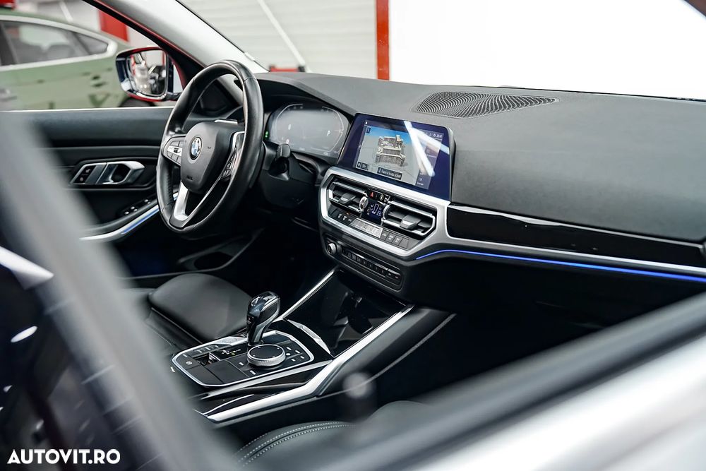 BMW Seria 3 318i Aut. - 16