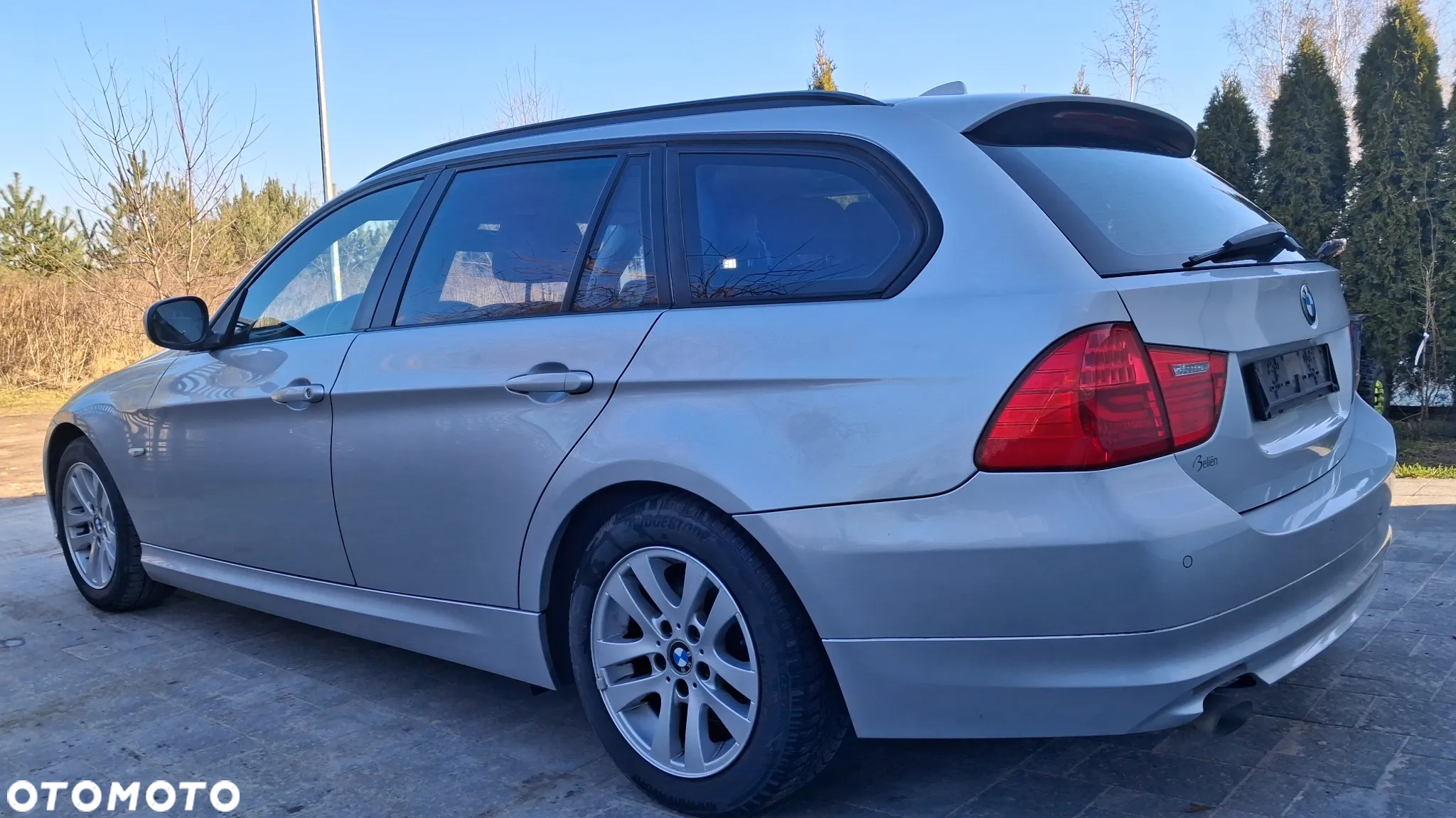 BMW Seria 3 318d - 26