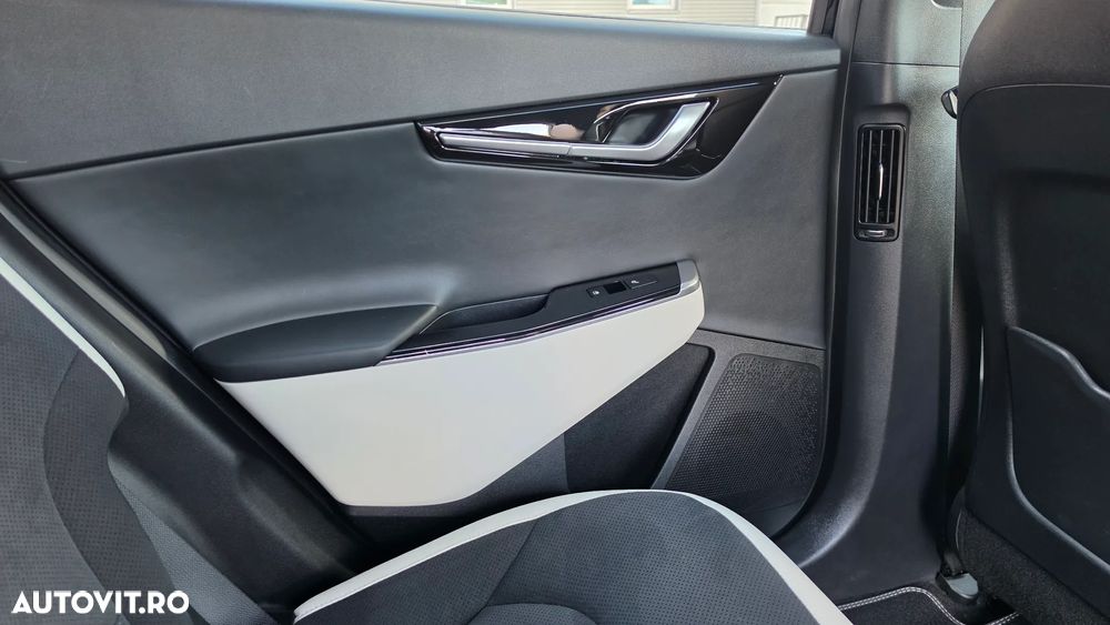 Kia EV6 84 kWh AWD GT Line - 24