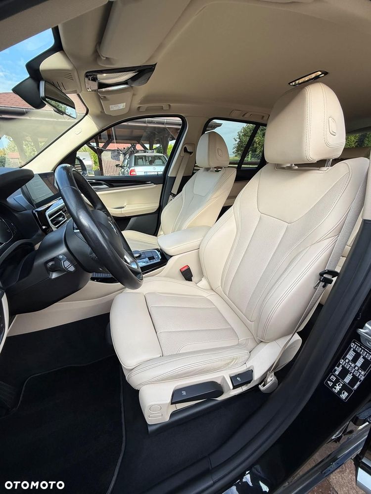 BMW X3 xDrive20i - 22
