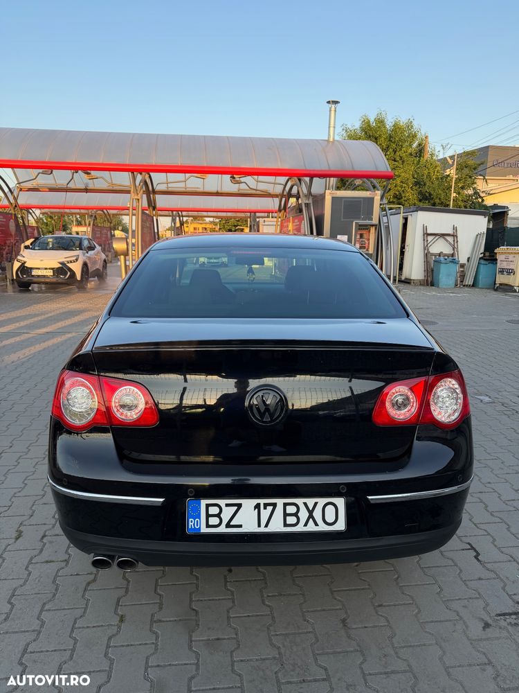 Volkswagen Passat 1.9 TDI Highline - 8