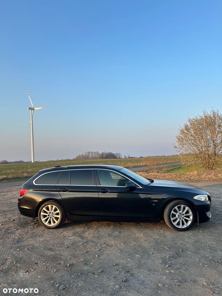 BMW Seria 5 530d xDrive - 8