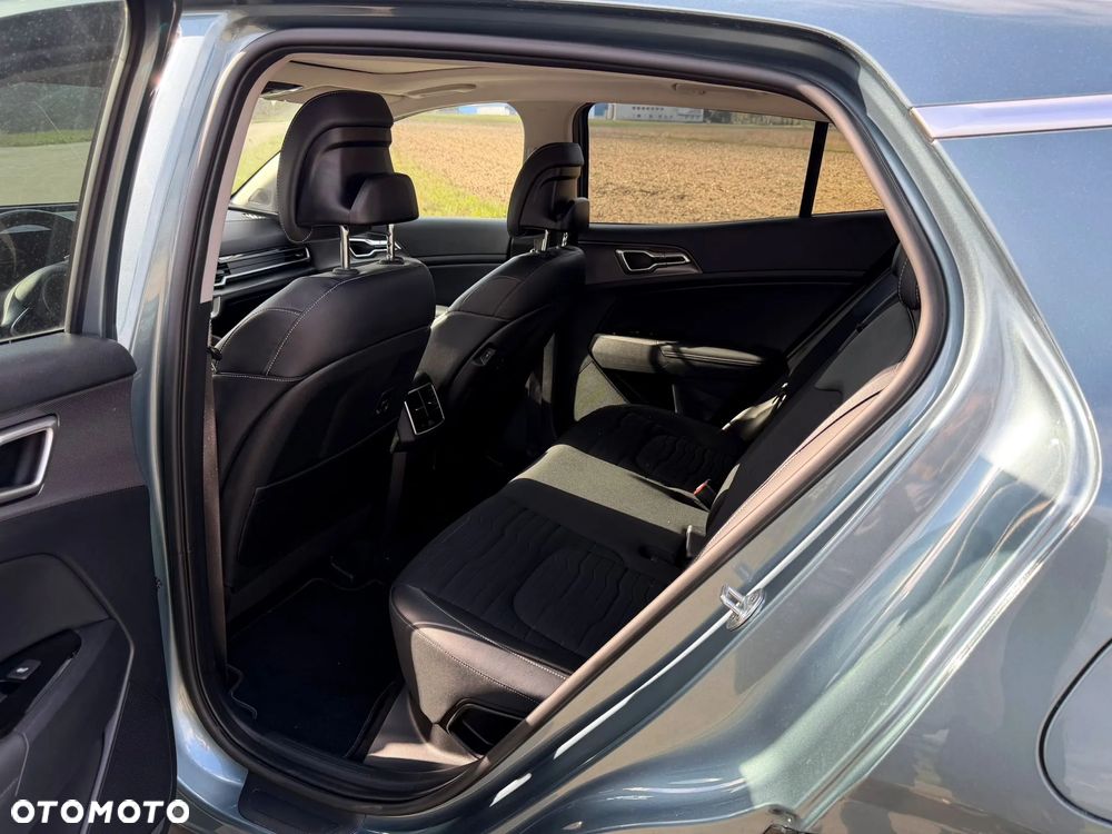 Kia Sportage 1.6 T-GDI PHEV Business Line 4WD - 8