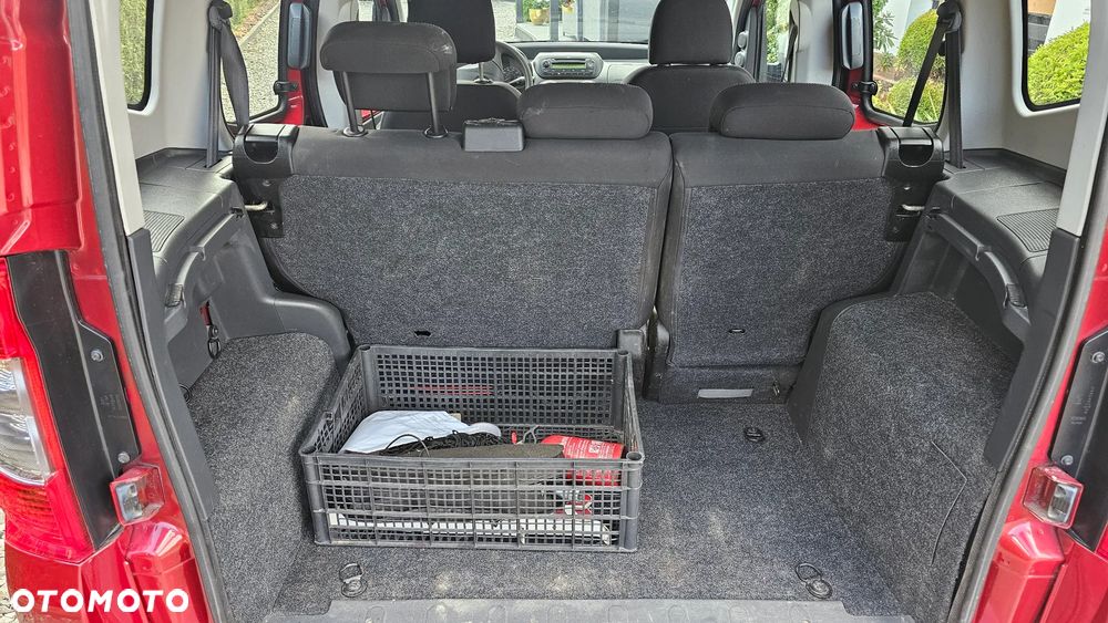 Fiat Fiorino Kombi 8V Elegant - 18
