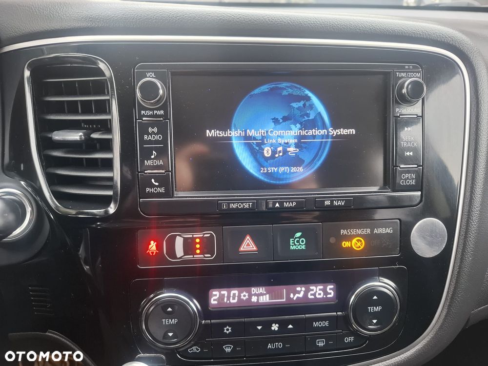 Mitsubishi Outlander 2.0 4WD - 23