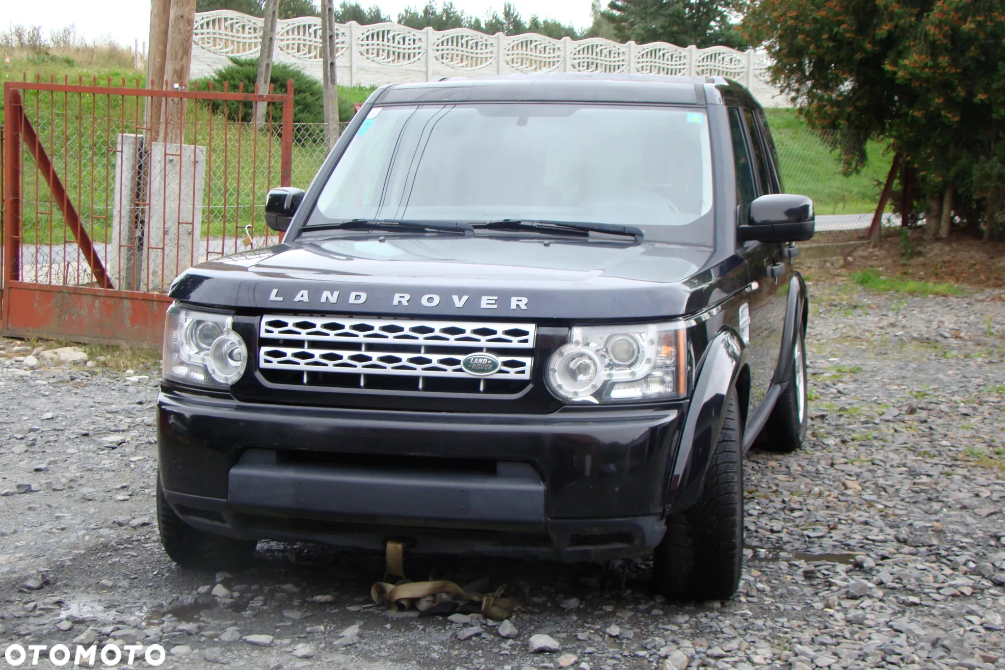 Land Rover Discovery IV 2.7D V6 S - 12