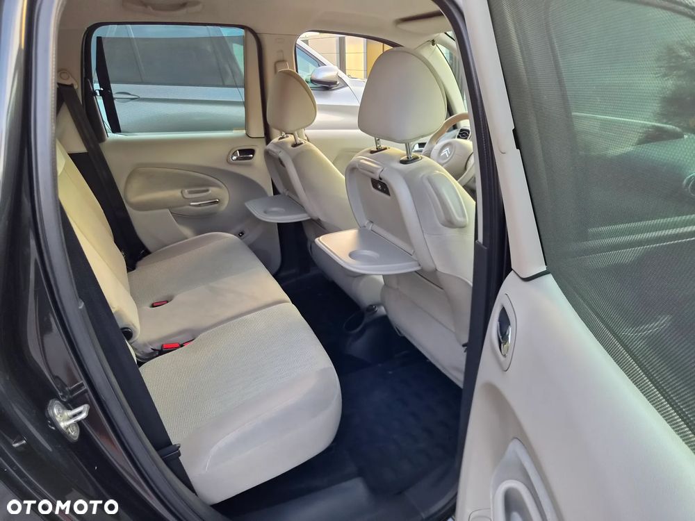 Citroën C3 Picasso 1.6i Exclusive - 9