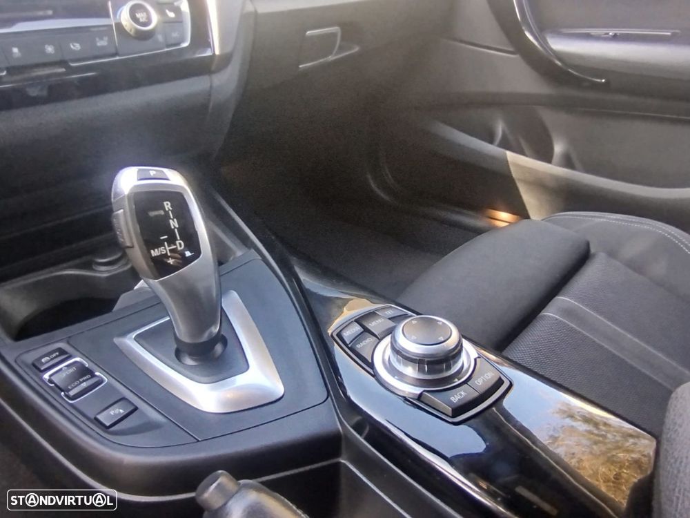 BMW 118 d Line Sport Auto - 24