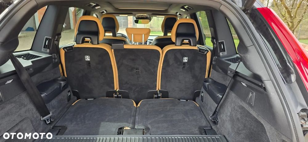 Volvo XC 90 - 21