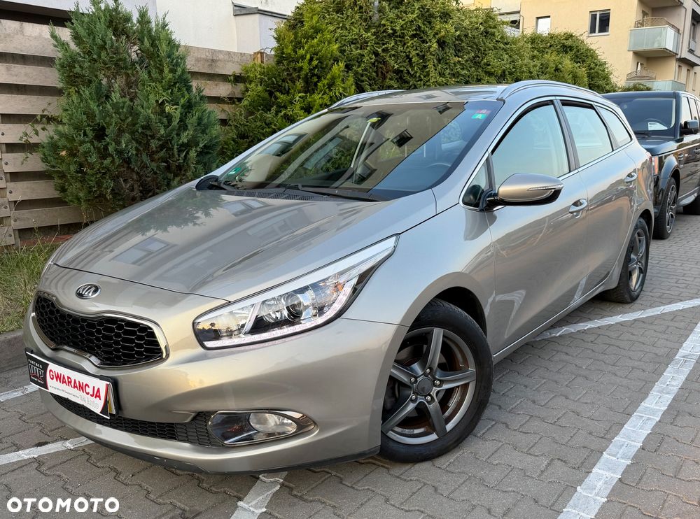 Kia Ceed 1.6 GDI Platinum Edition - 10