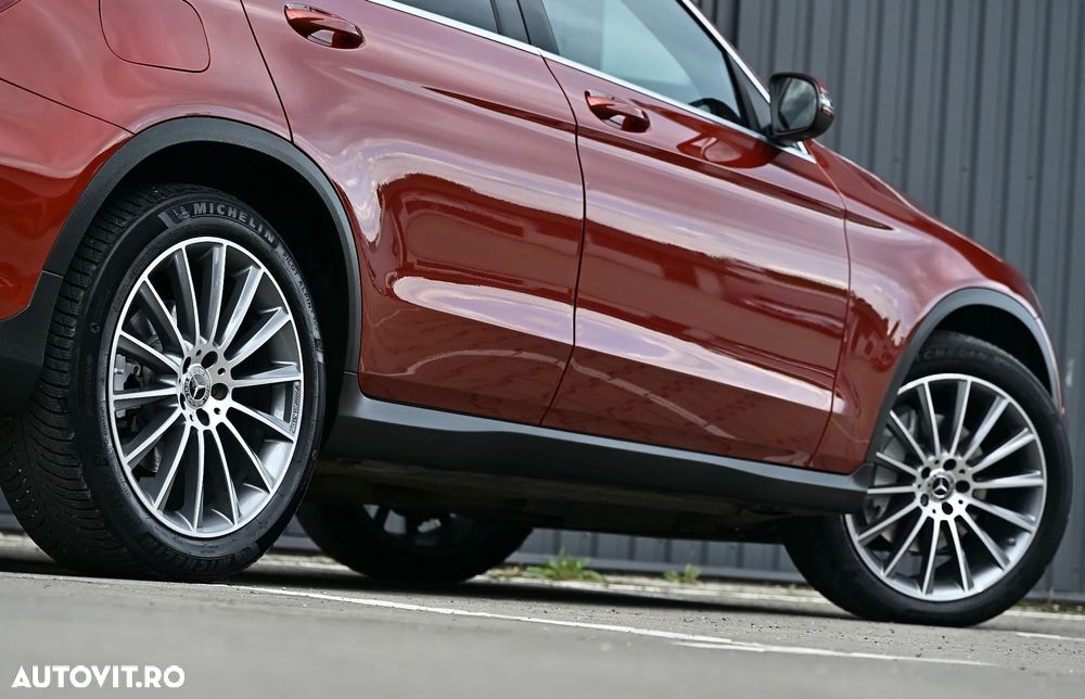 Mercedes-Benz GLC 250 d 4MATIC 9G-TRONIC AMG Line - 40