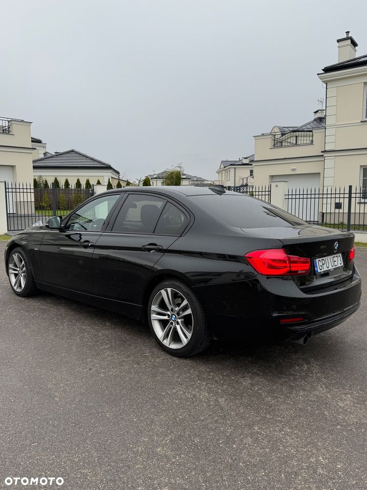 BMW Seria 3 318i Sport Line - 7
