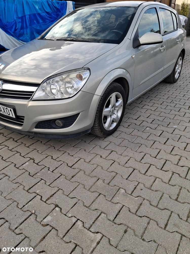 Opel Astra - 1