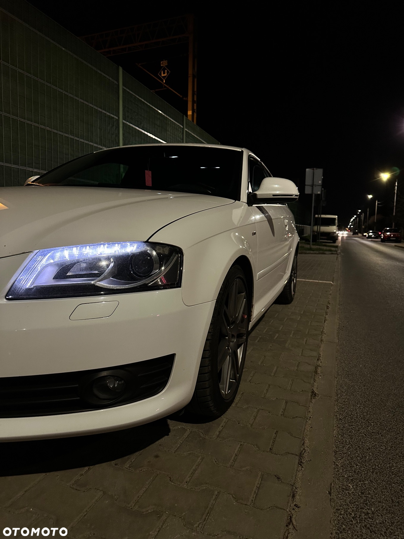 Audi A3 1.6 Sportback S line Sportpaket plus - 4