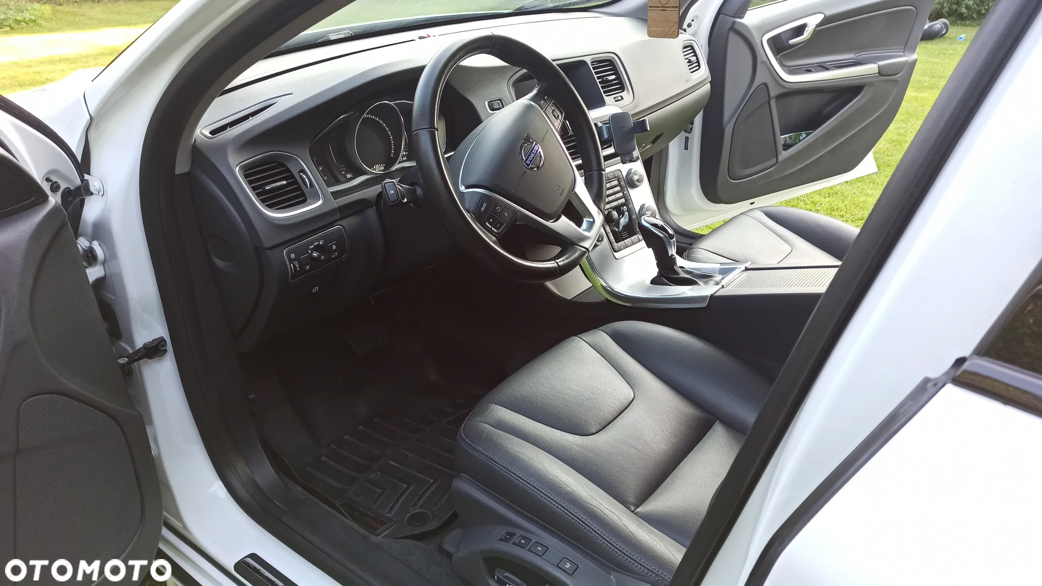 Volvo V60 Cross Country T5 AWD Geartronic - 16