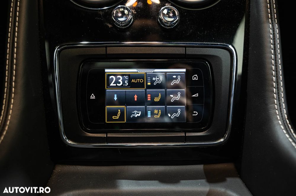 Bentley Flying Spur V8 - 32