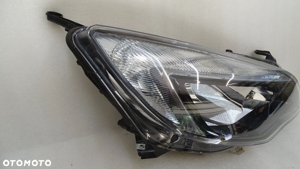 OPEL ASTRA J, IV - lampa przednia prawa - 2