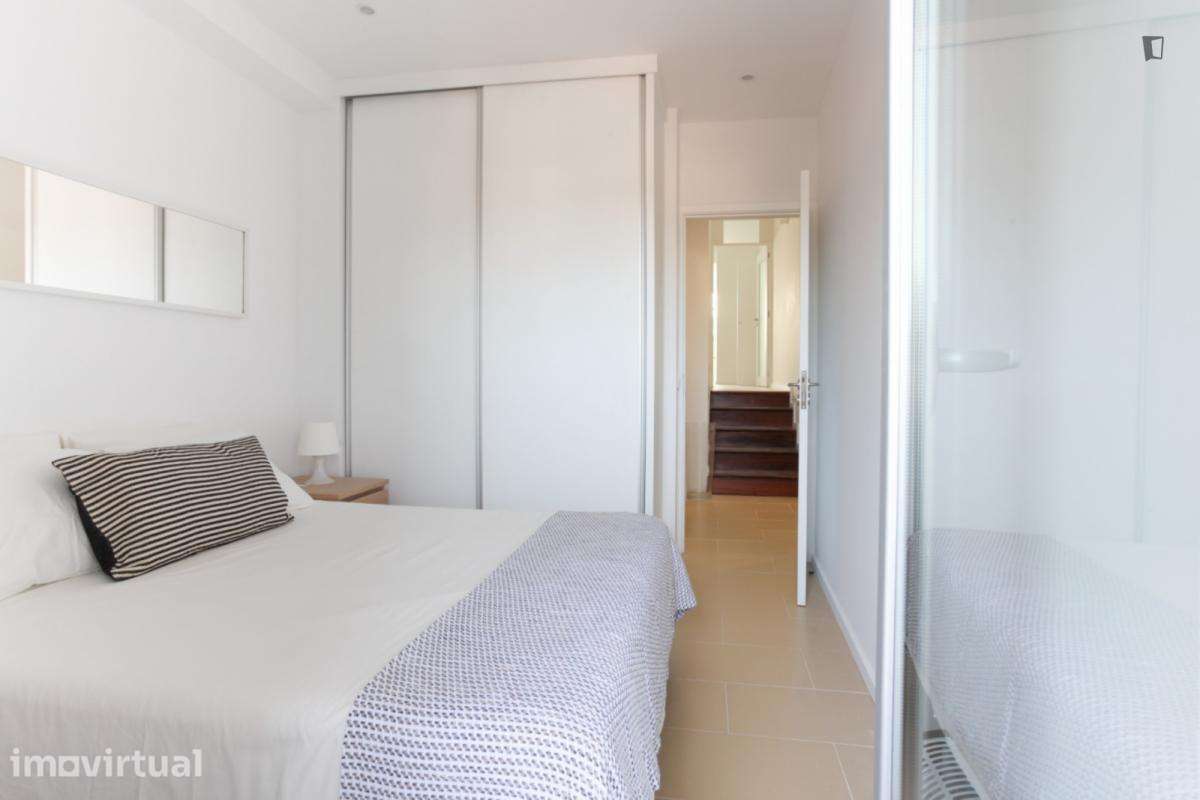 Apartamento com 2 quartos - localizado em Santo Ildefonso Porto - Grande imagem: 2/19