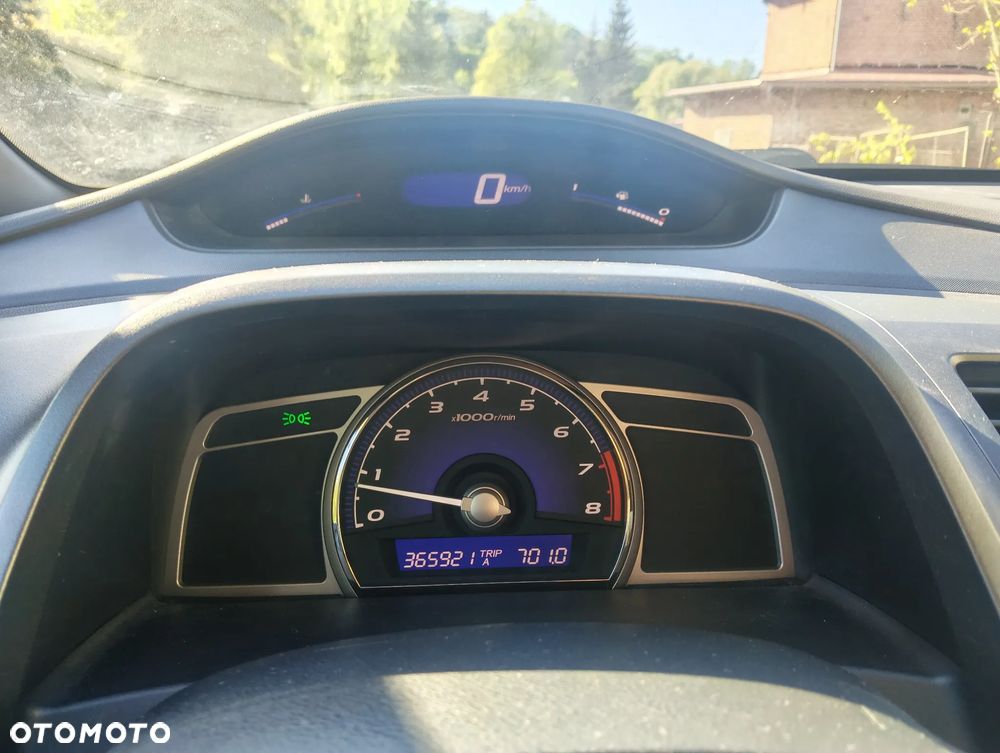 Honda Civic 1.8 Executive - 8