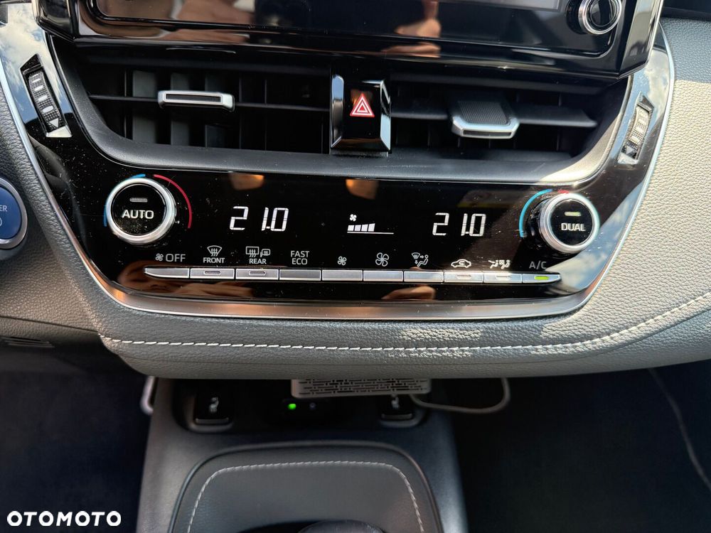 Toyota Corolla - 17