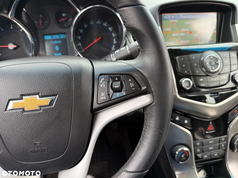 Chevrolet Cruze 1.4 T LTZ - 16