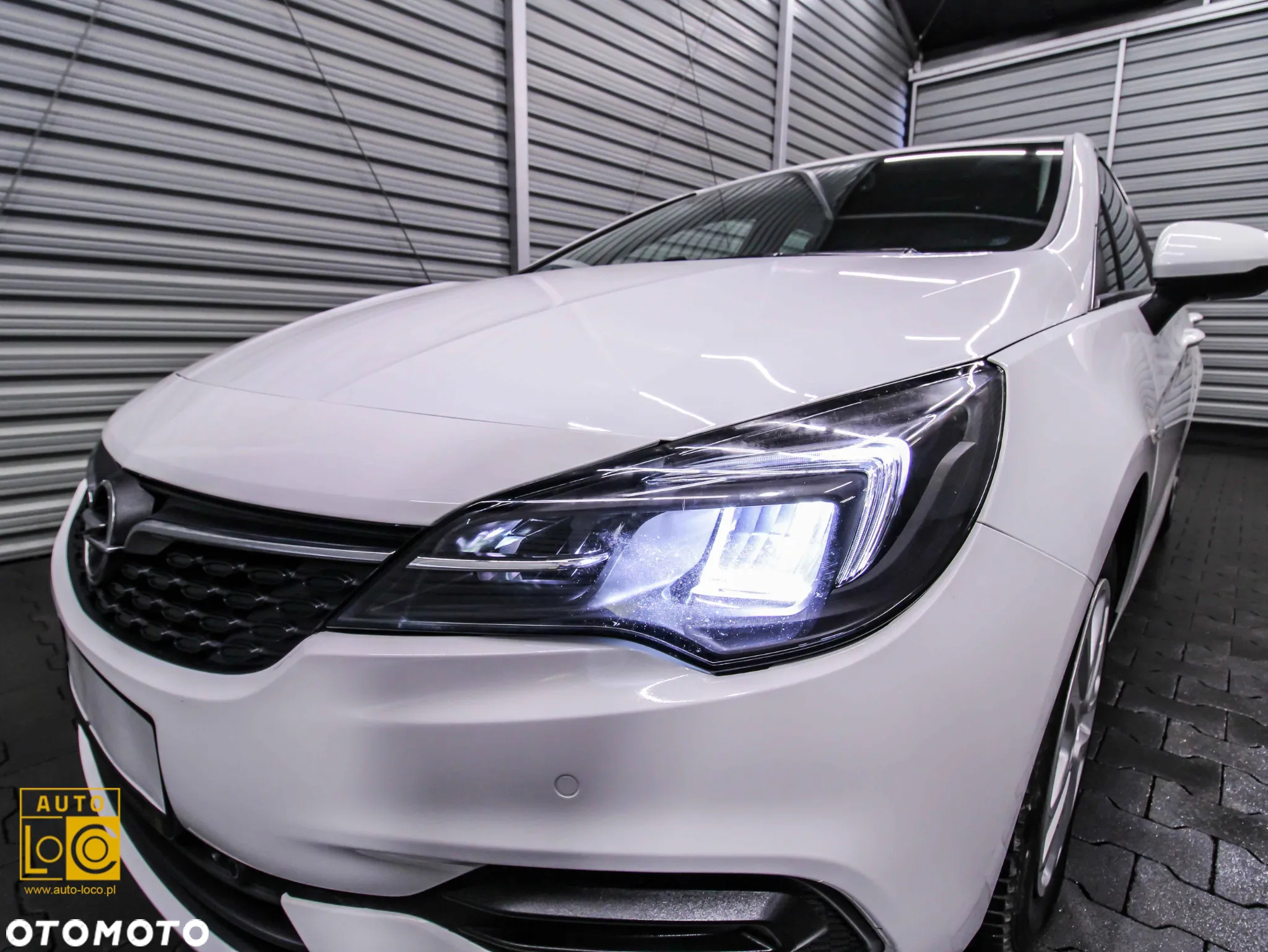 Opel Astra V 1.2 T Edition S&S - 30