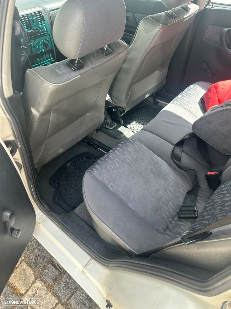 SEAT Cordoba Vario 1.9 TDi SXE - 8