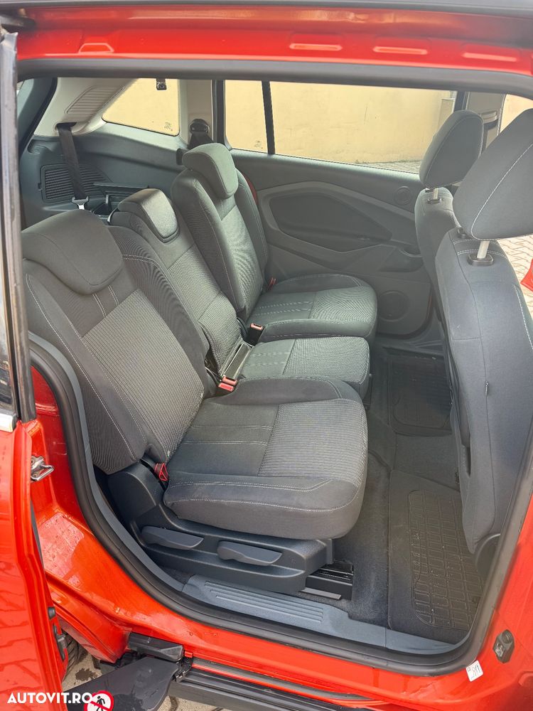 Ford Grand C-Max 1.6 TDCi Titanium - 8